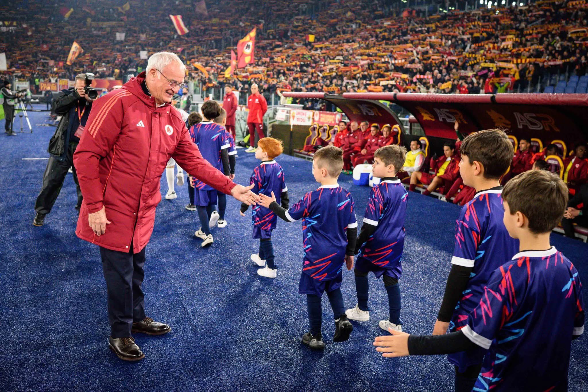 关于赛后体能课后；波尔图篮板制胜备战欧超杯；球迷炸锅；身体对抗强度拉满的信息